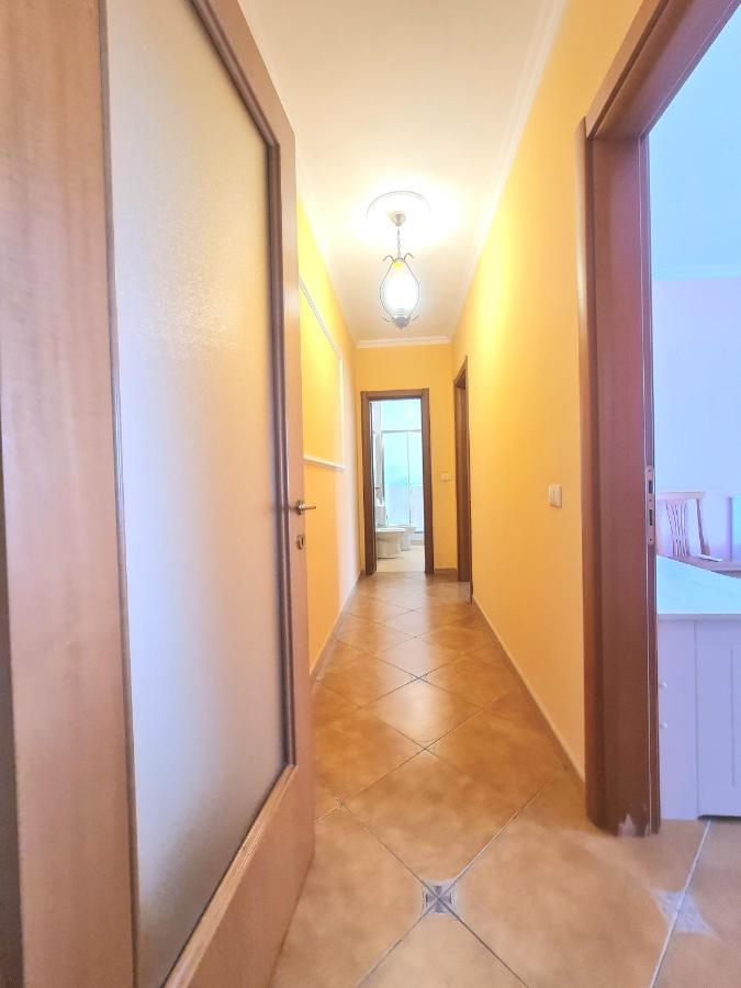 Sandra'S Apartment In Tirana Center Eksteriør bilde