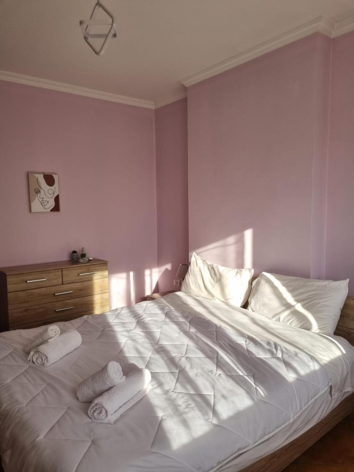 Sandra'S Apartment In Tirana Center Eksteriør bilde